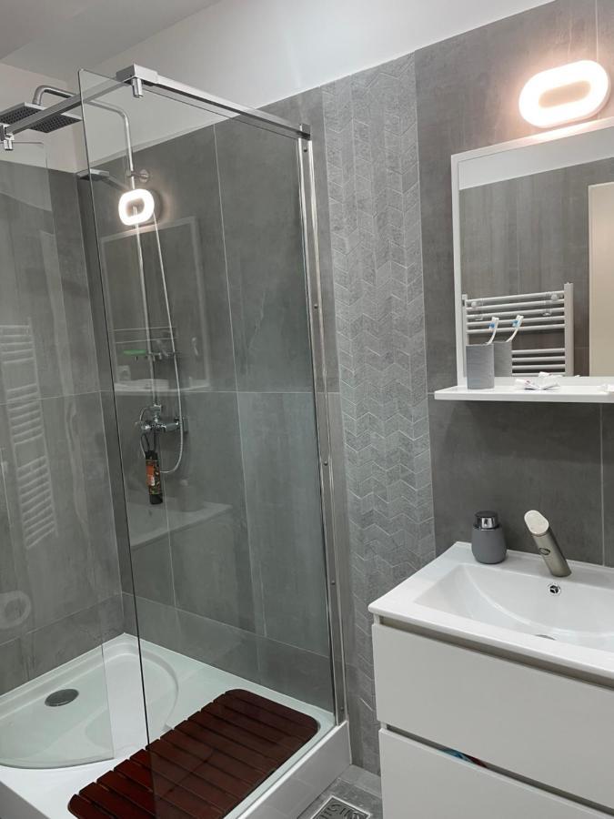 Apartament Lexannona Buşteni Eksteriør bilde