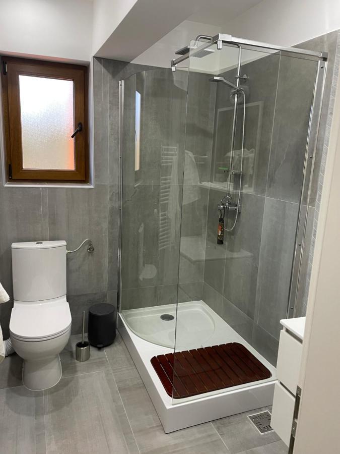 Apartament Lexannona Buşteni Eksteriør bilde