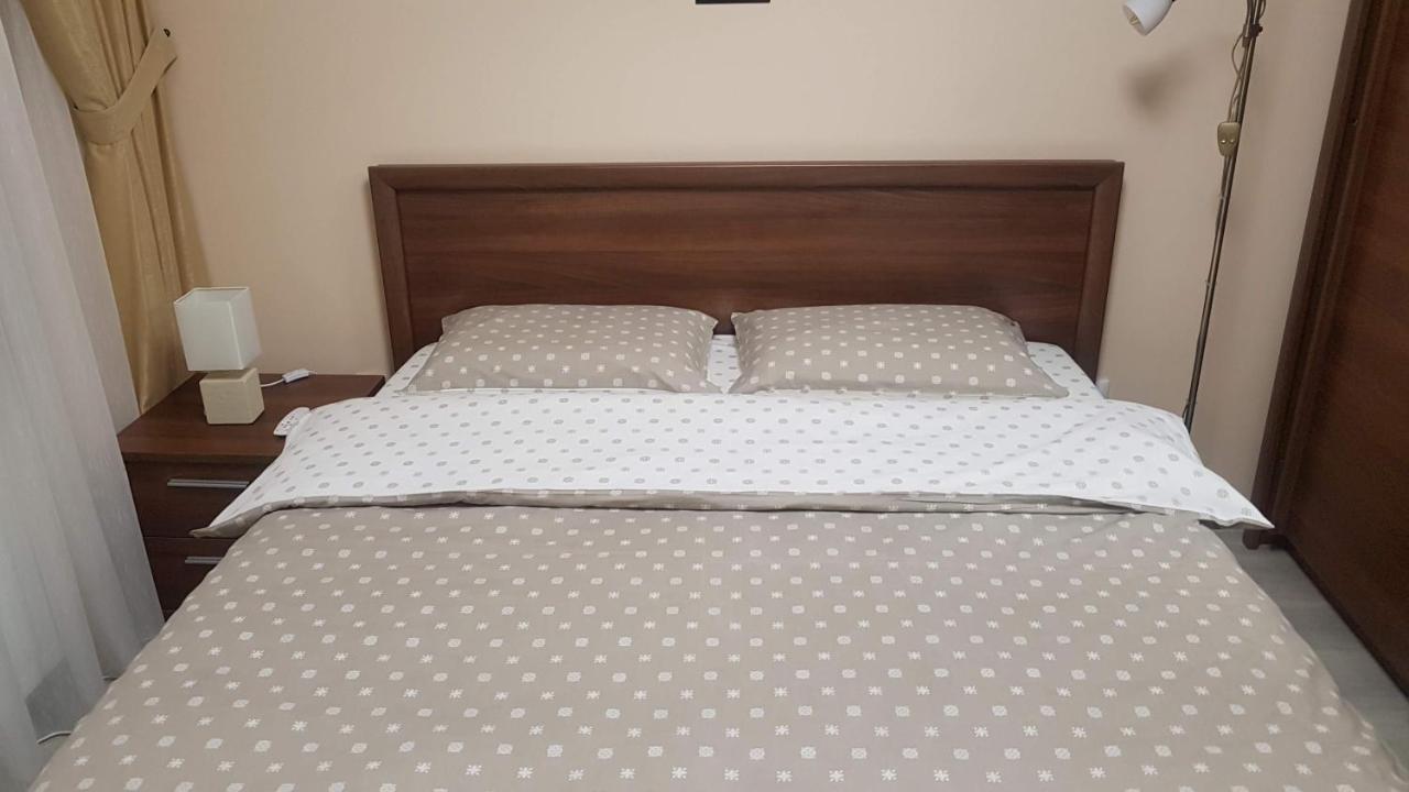 Apartament Lexannona Buşteni Eksteriør bilde